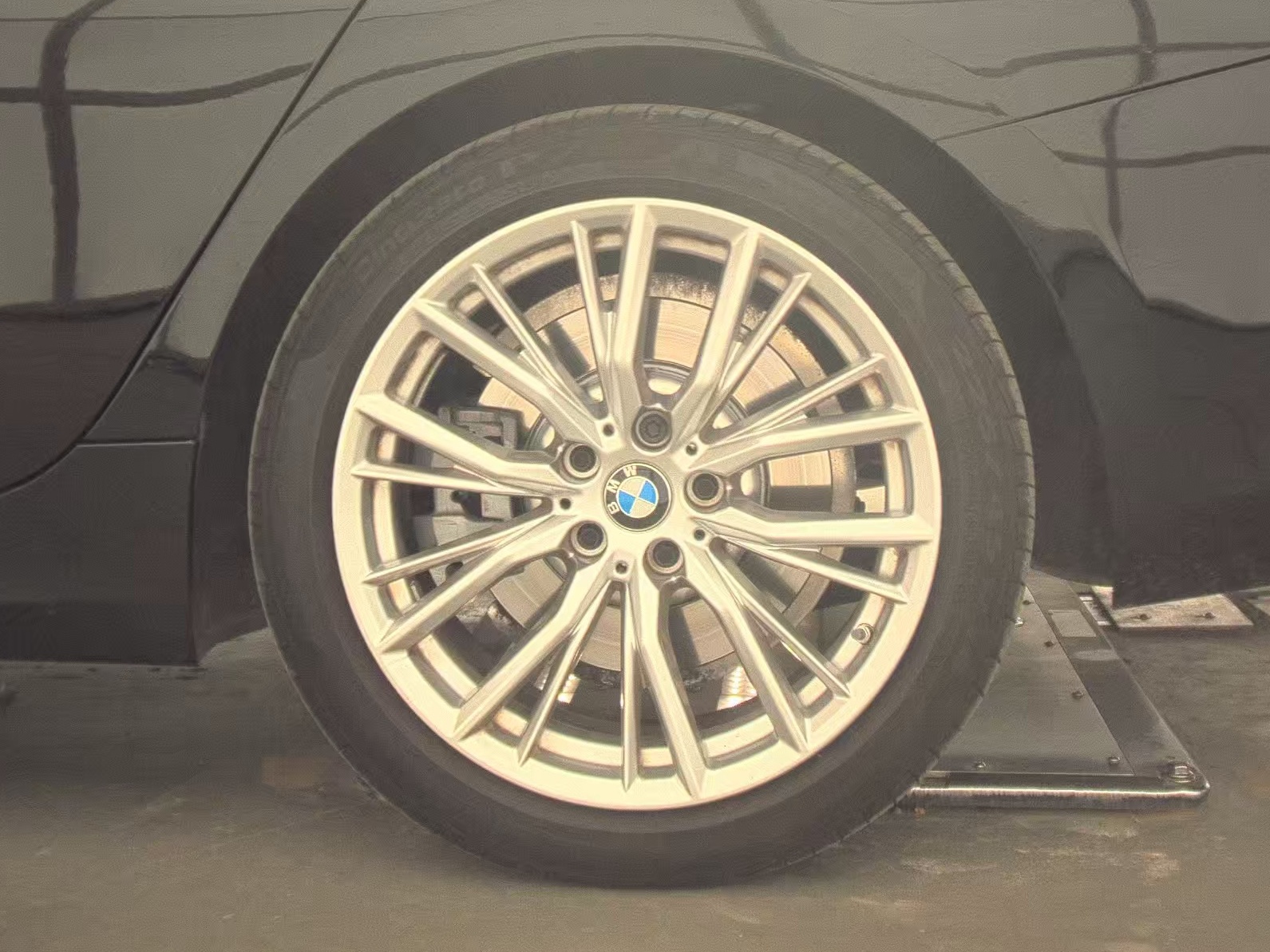 2023 BMW 3 Series 330i RWD