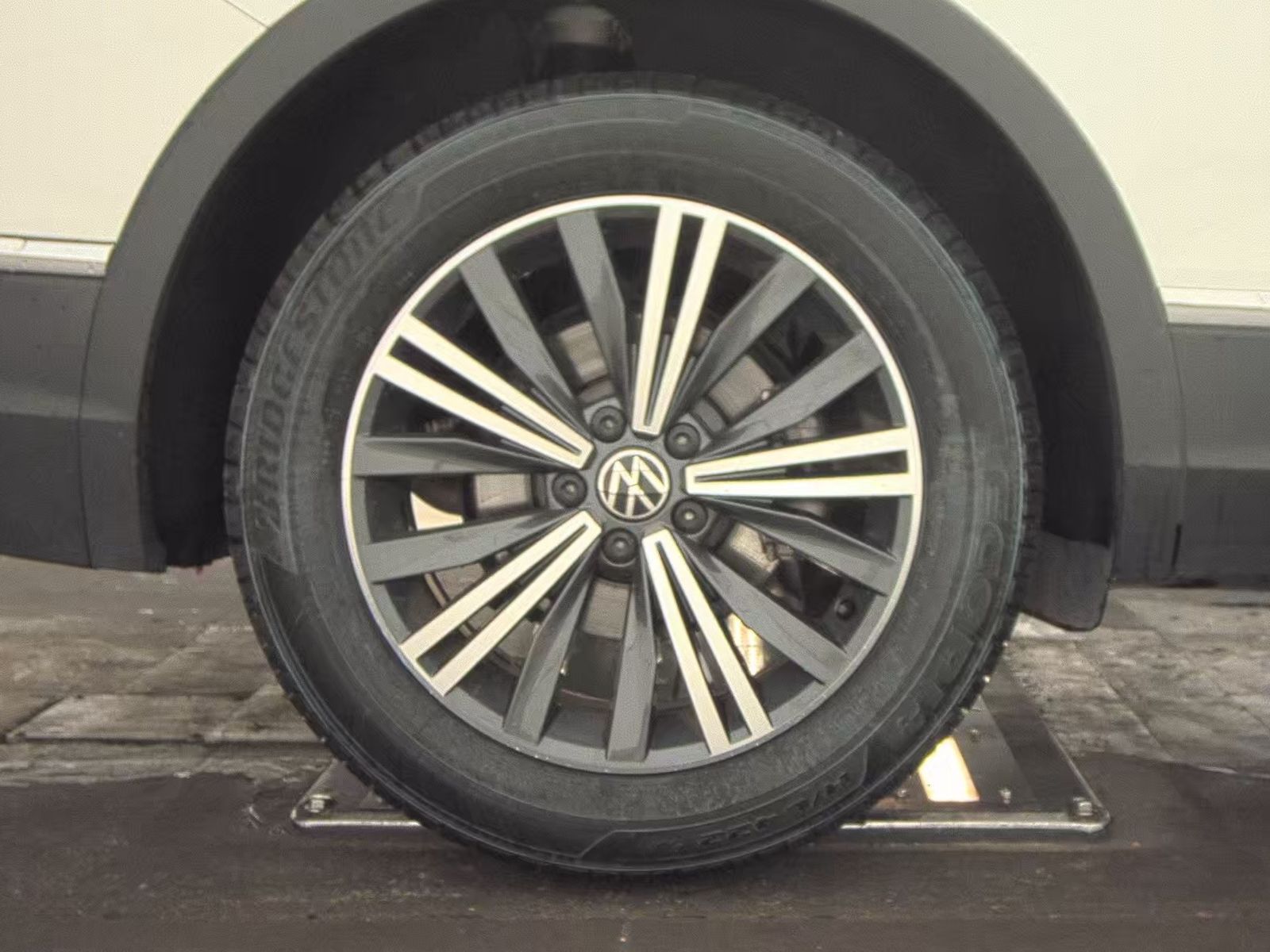 2024 Volkswagen Tiguan 2.0T Wolfsburg Edition FWD