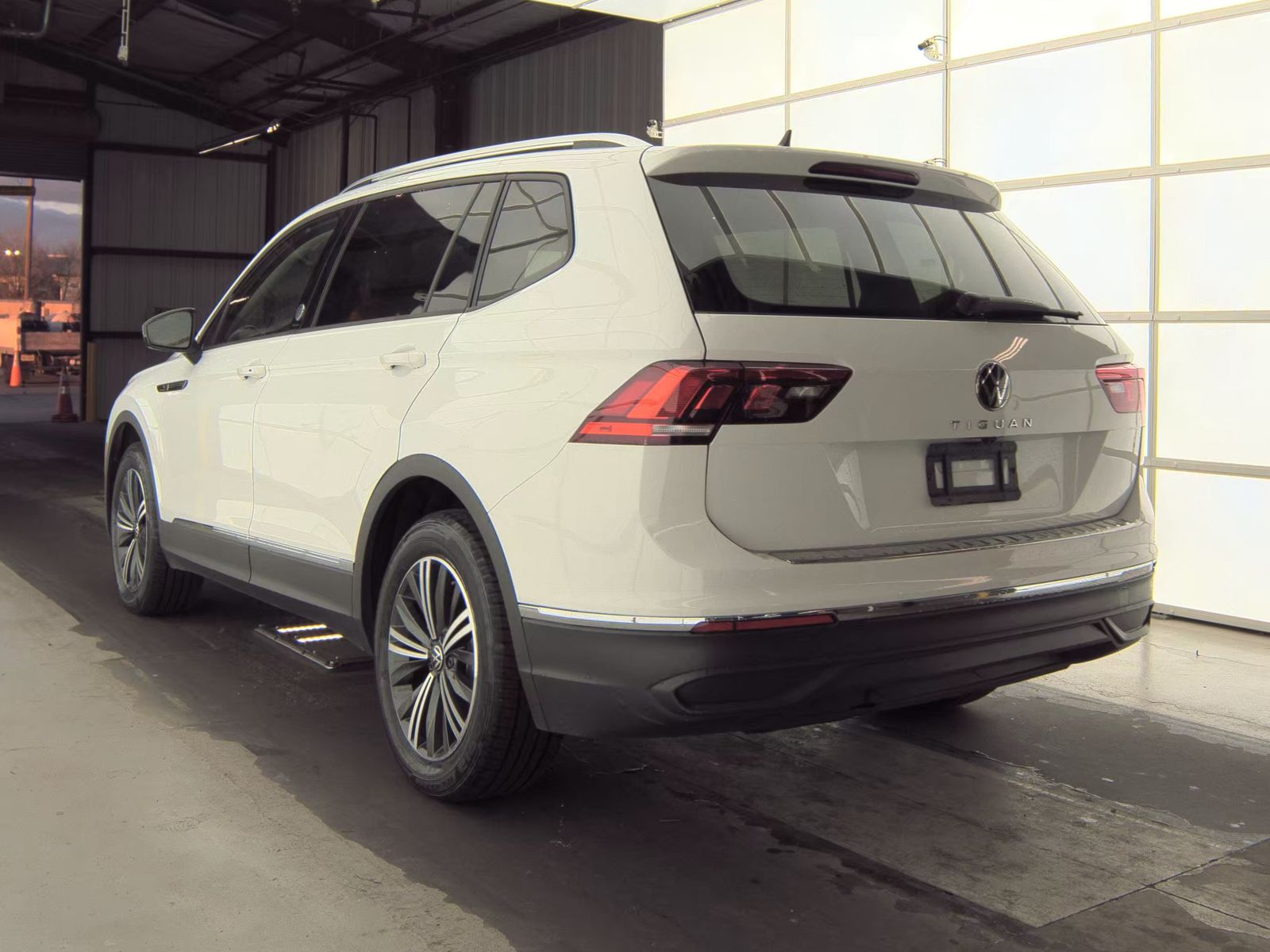 2024 Volkswagen Tiguan 2.0T Wolfsburg Edition FWD