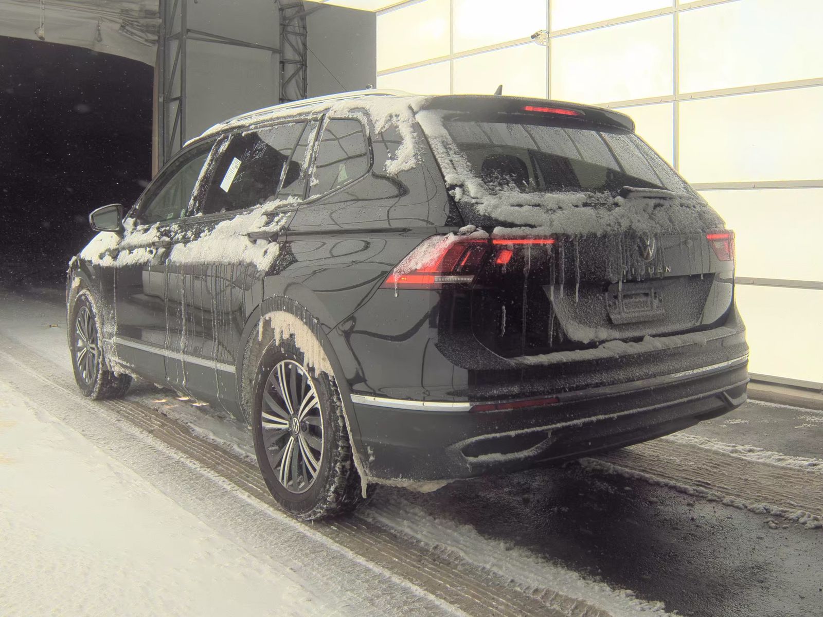 2024 Volkswagen Tiguan 2.0T Wolfsburg Edition FWD