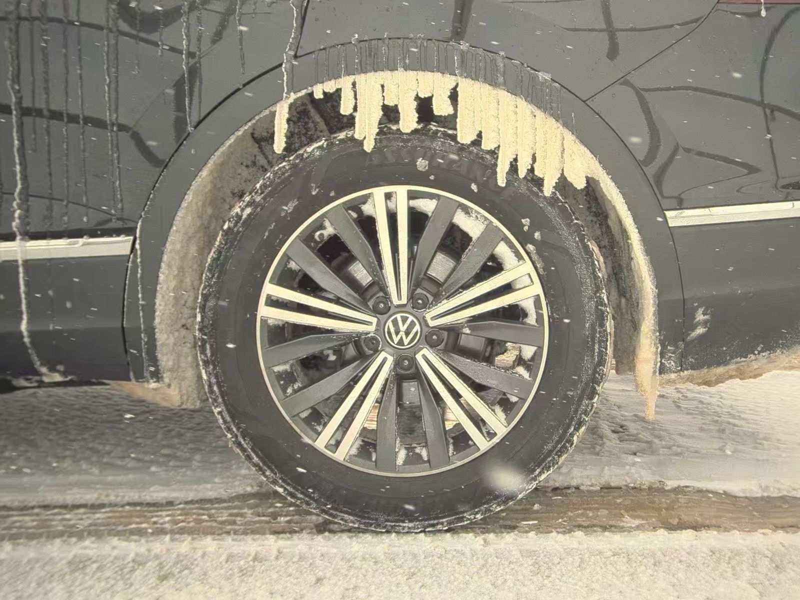 2024 Volkswagen Tiguan 2.0T Wolfsburg Edition FWD