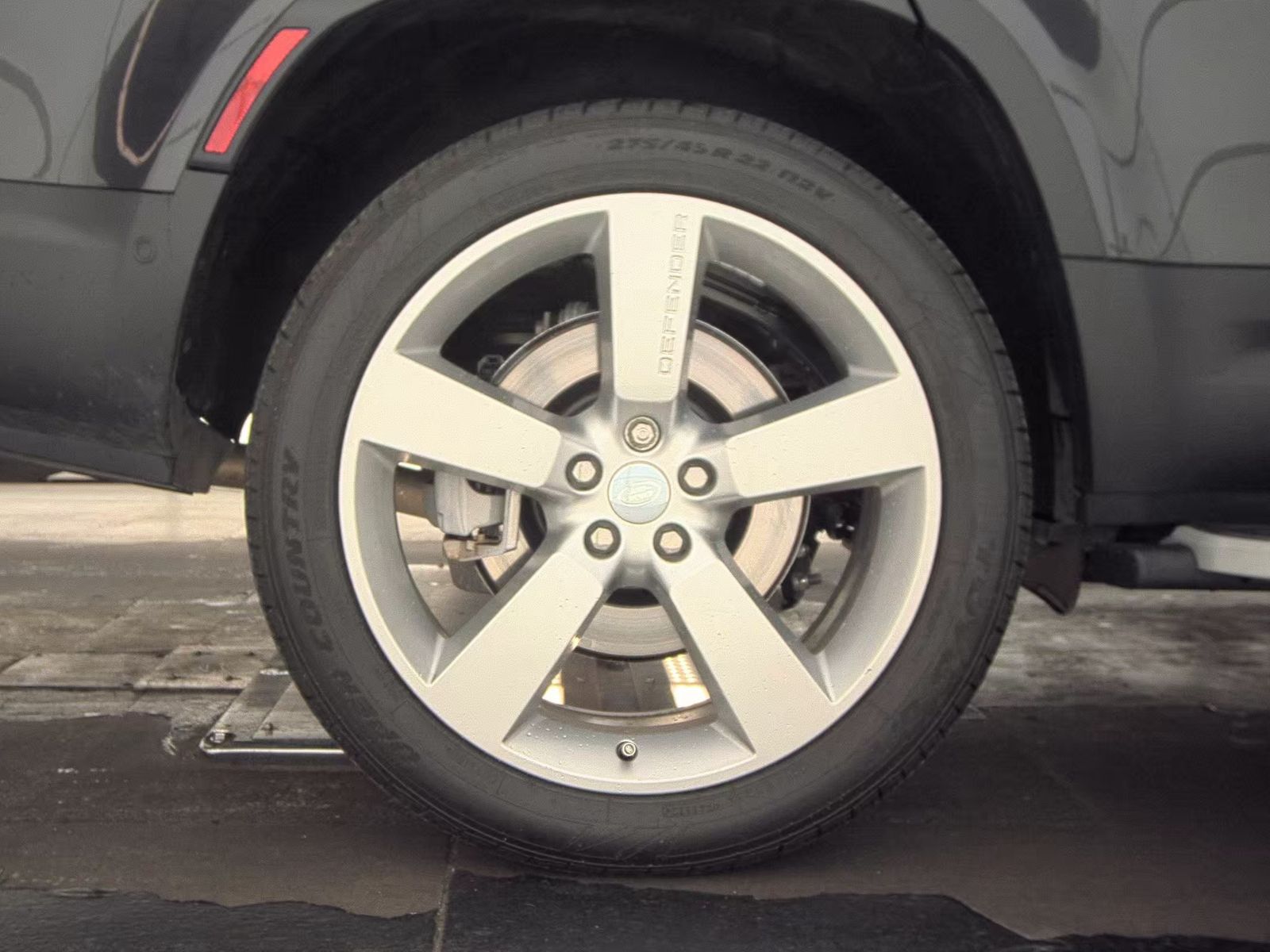 2023 Land Rover Defender 130 First Edition AWD