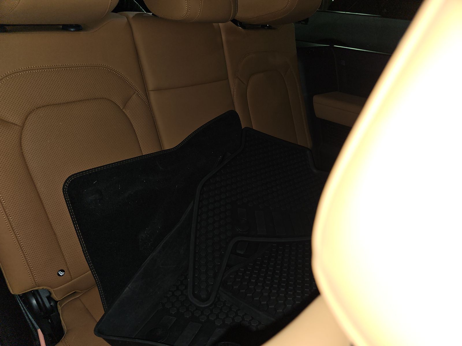 2023 Land Rover Defender 130 First Edition AWD