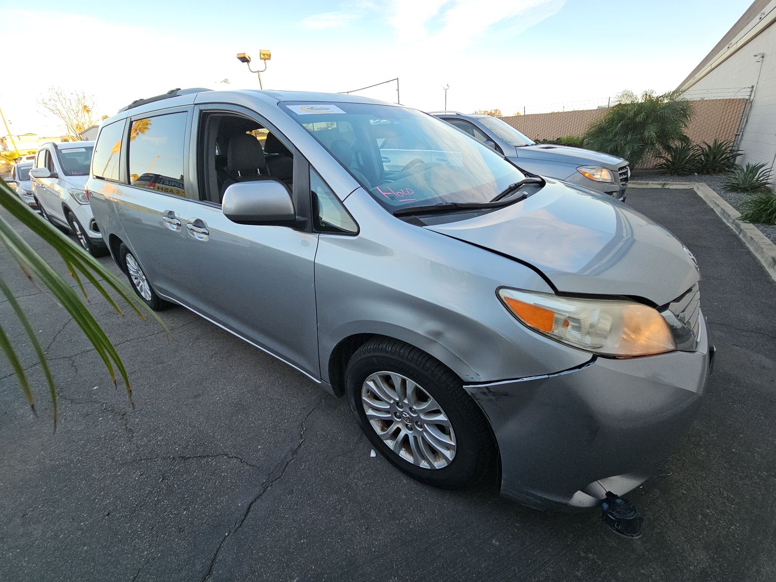 2016 Toyota Sienna XLE FWD