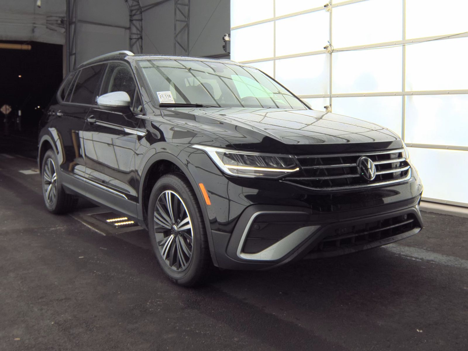 2024 Volkswagen Tiguan 2.0T Wolfsburg Edition FWD
