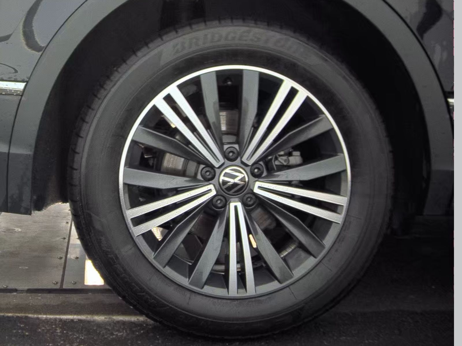 2024 Volkswagen Tiguan 2.0T Wolfsburg Edition FWD