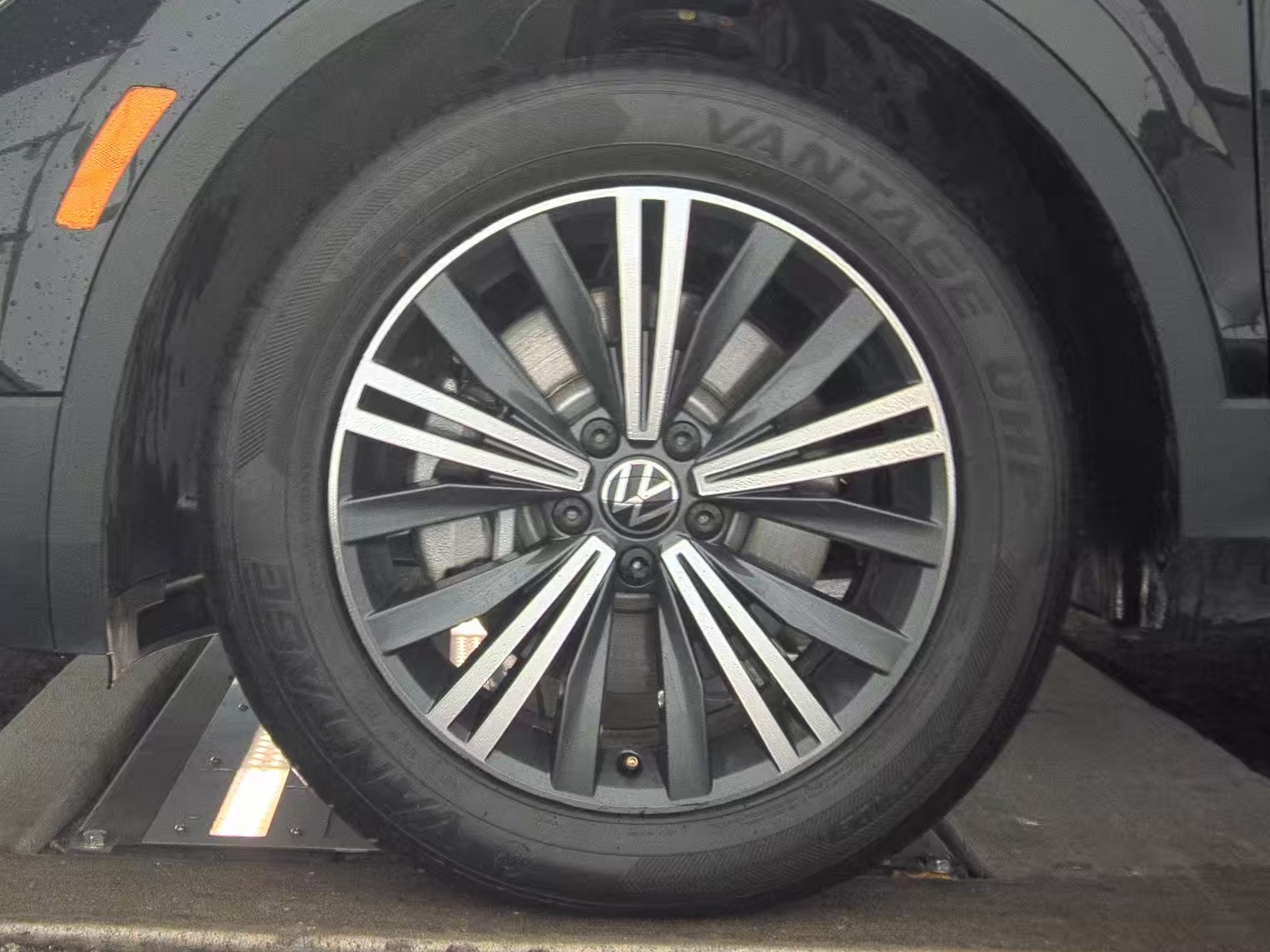 2024 Volkswagen Tiguan 2.0T Wolfsburg Edition FWD