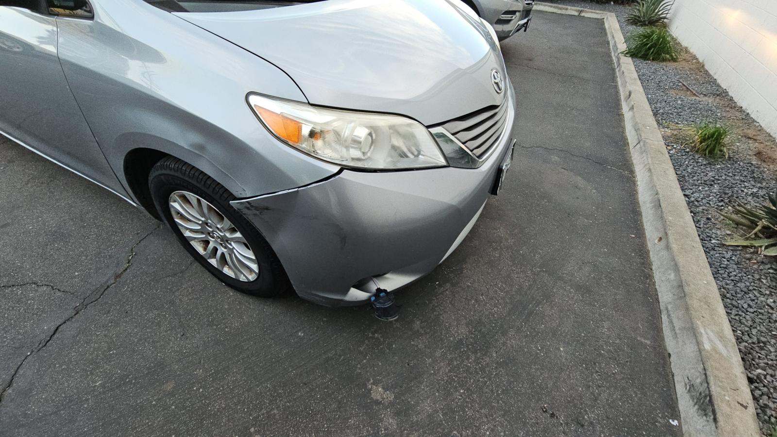 2016 Toyota Sienna XLE FWD