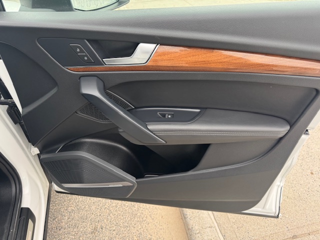 2023 Audi Q5 S line Premium Plus AWD