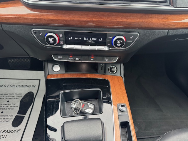 2023 Audi Q5 S line Premium Plus AWD