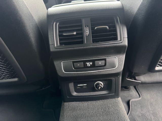 2023 Audi Q5 S line Premium Plus AWD