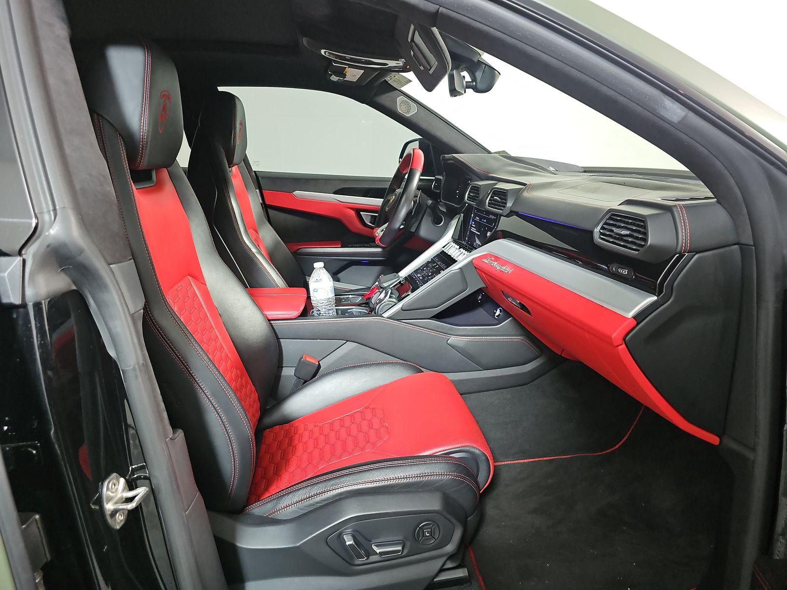 2021 Lamborghini Urus Base AWD