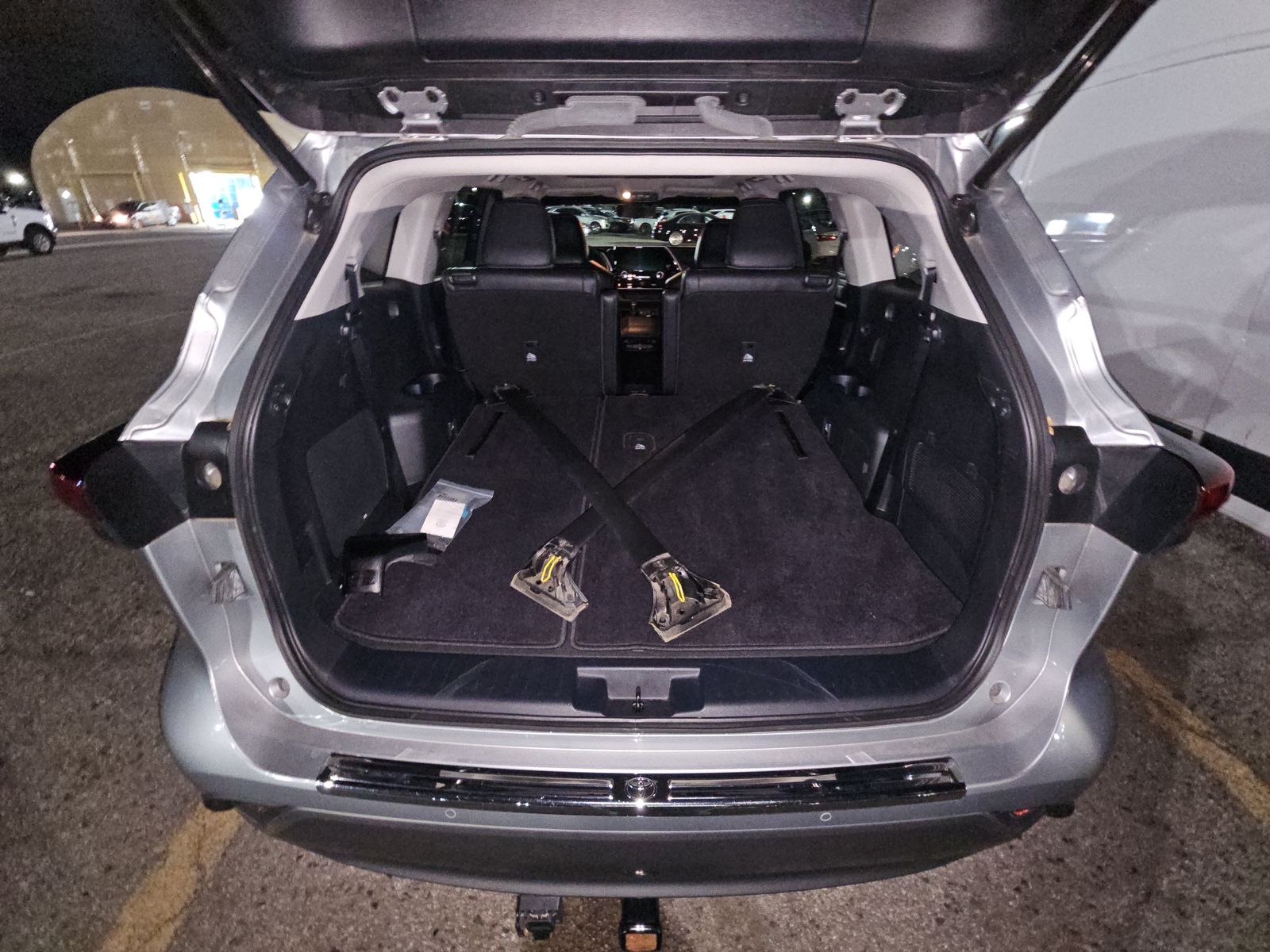 2023 Toyota Highlander Platinum FWD