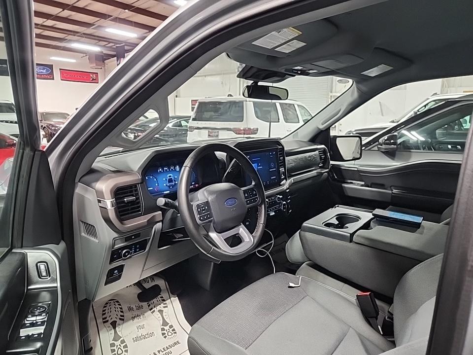2025 Ford F-150 XLT RWD