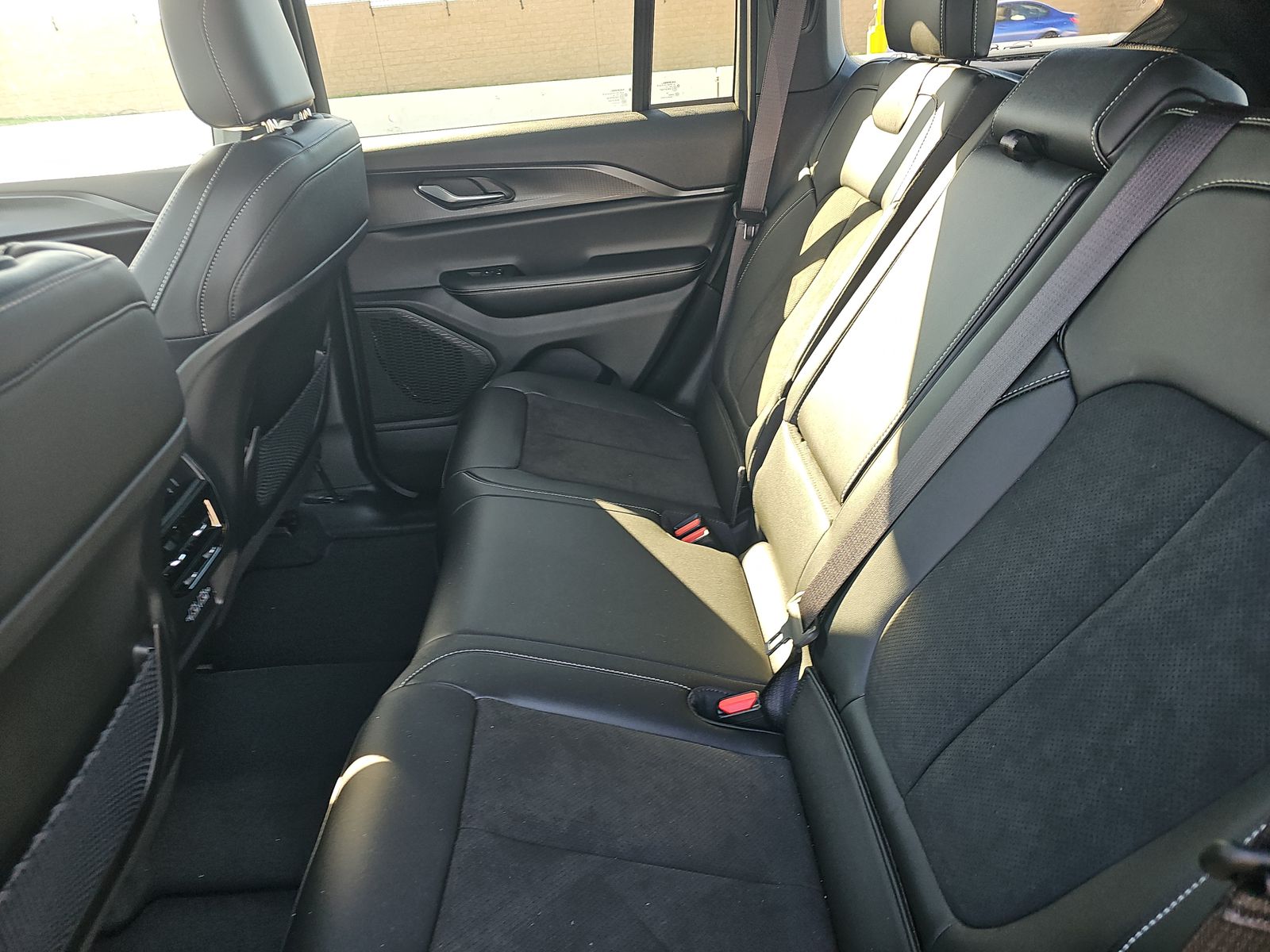 2025 Jeep Grand Cherokee Altitude X AWD