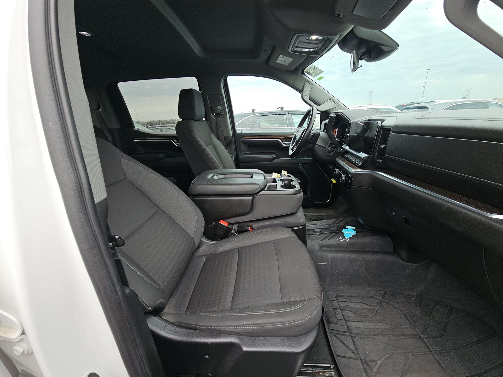 2023 Chevrolet Silverado 1500 LT AWD