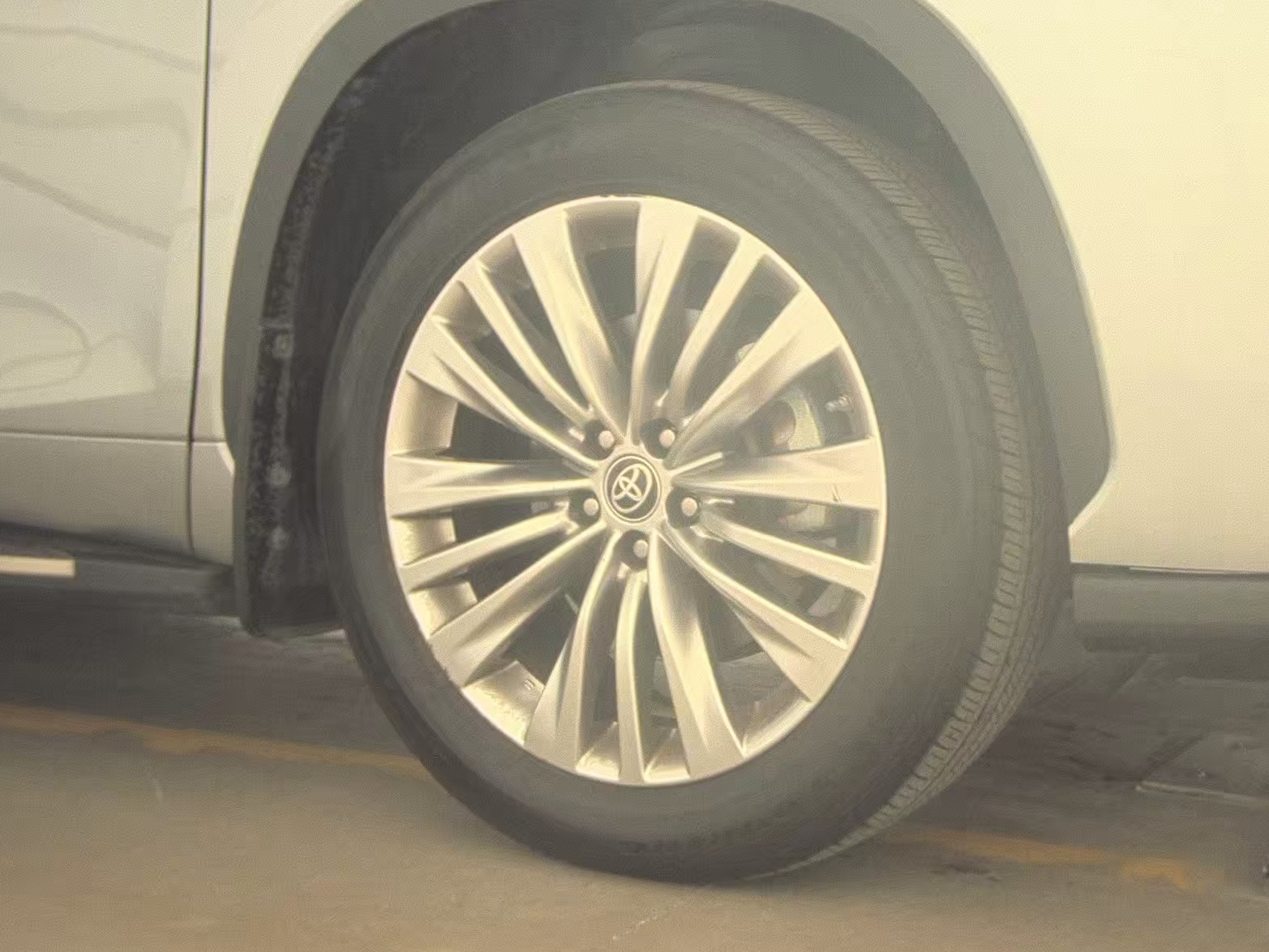 2023 Toyota Highlander Platinum FWD