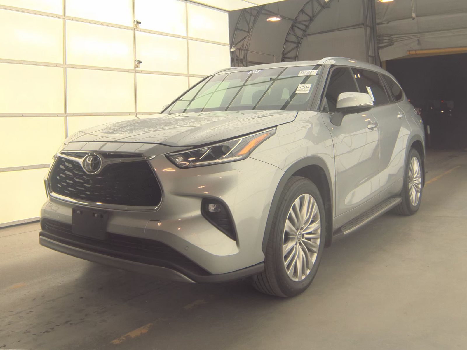 2023 Toyota Highlander Platinum FWD