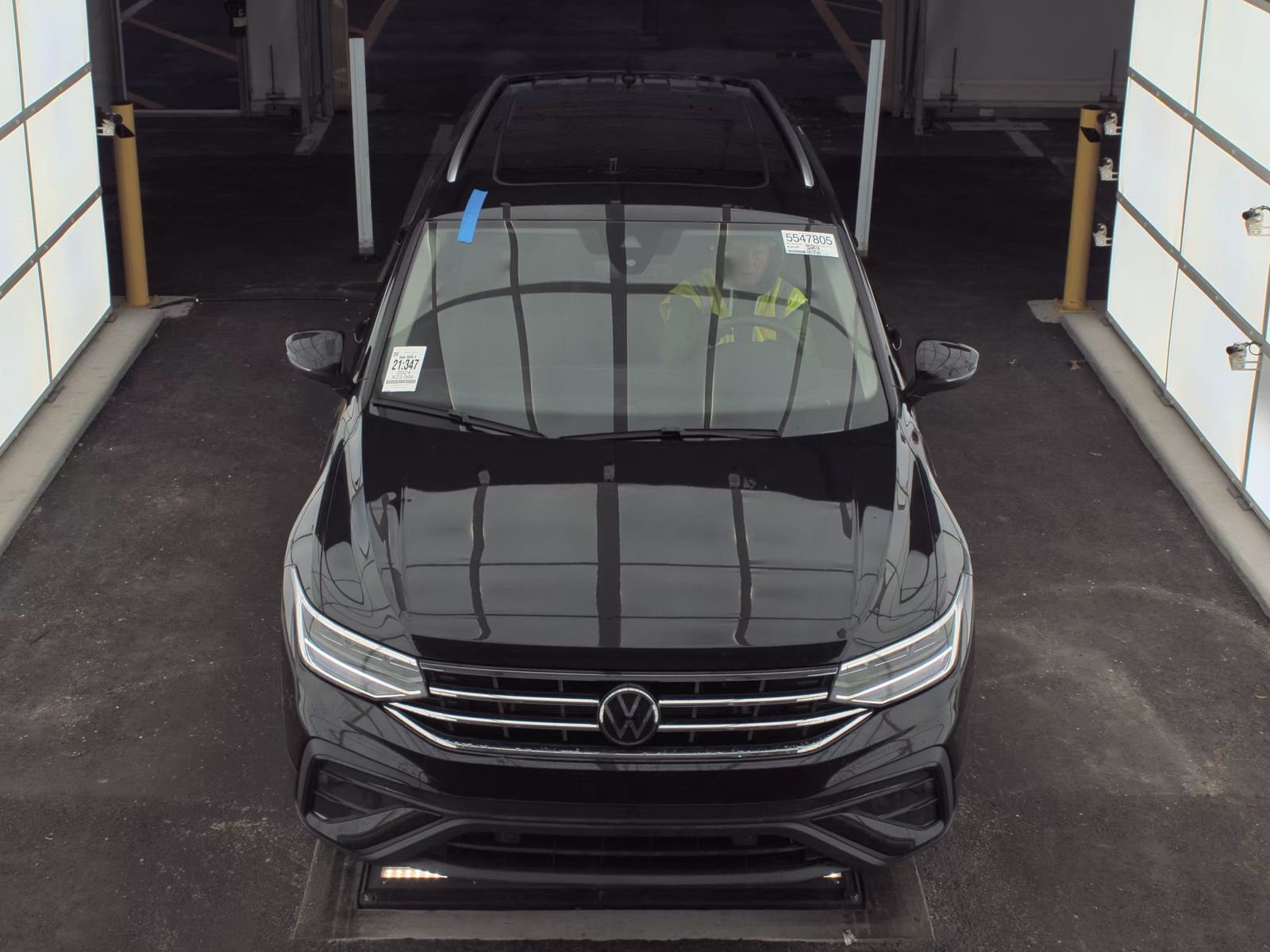 2024 Volkswagen Tiguan 2.0T SE FWD