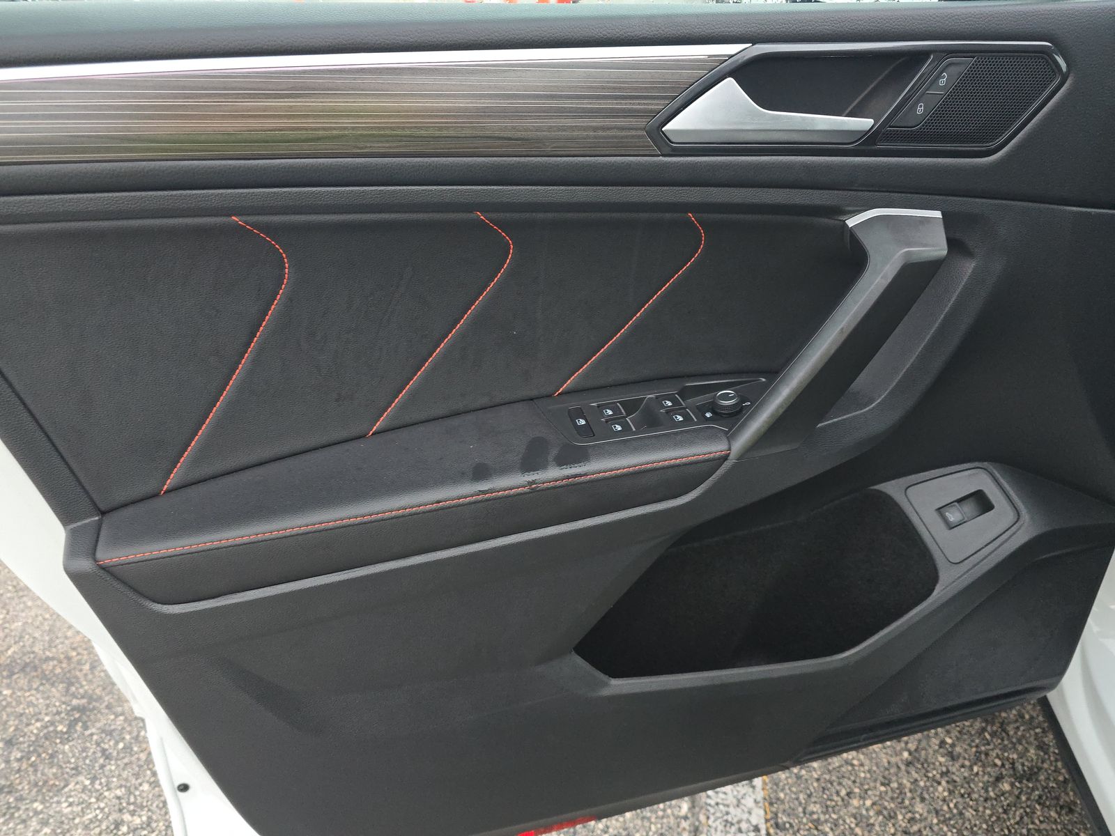 2024 Volkswagen Tiguan 2.0T Wolfsburg Edition FWD