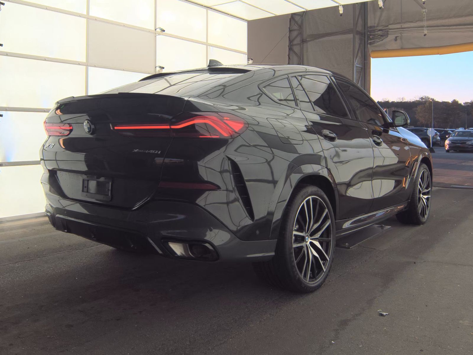 2023 BMW X6 xDrive40i AWD