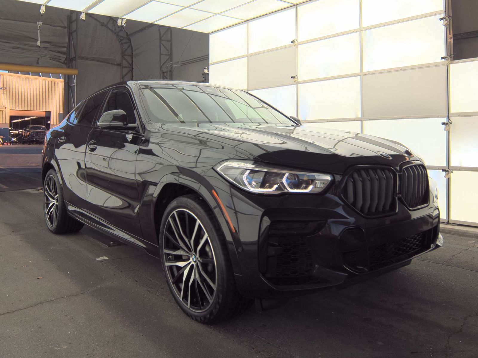 2023 BMW X6 xDrive40i AWD