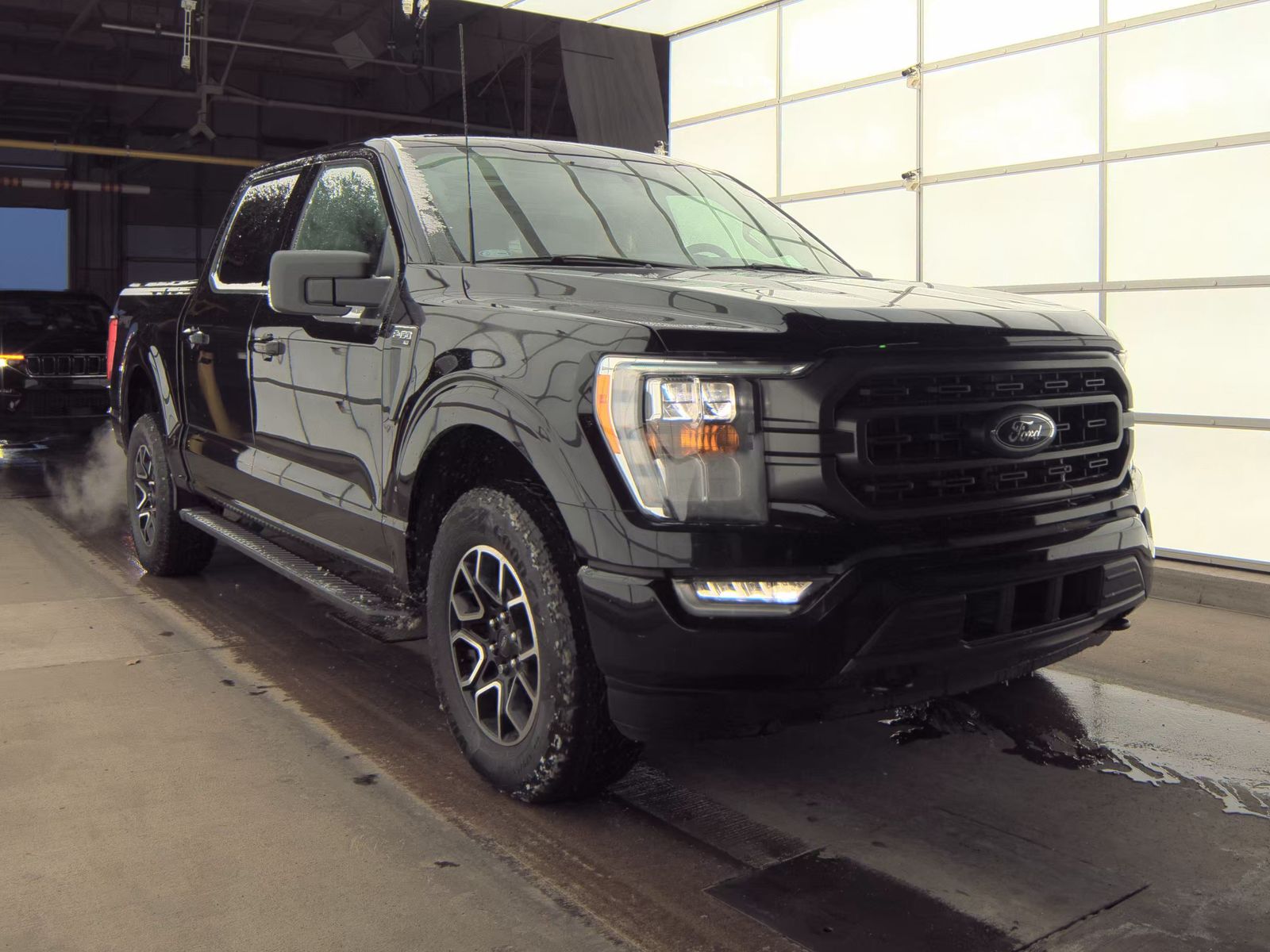 2022 Ford F-150 XLT AWD