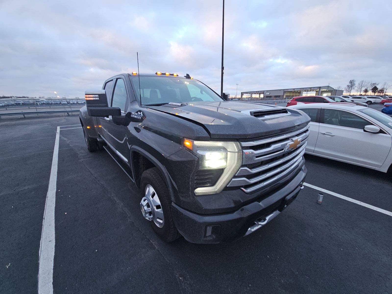 2024 Chevrolet Silverado 3500HD High Country AWD