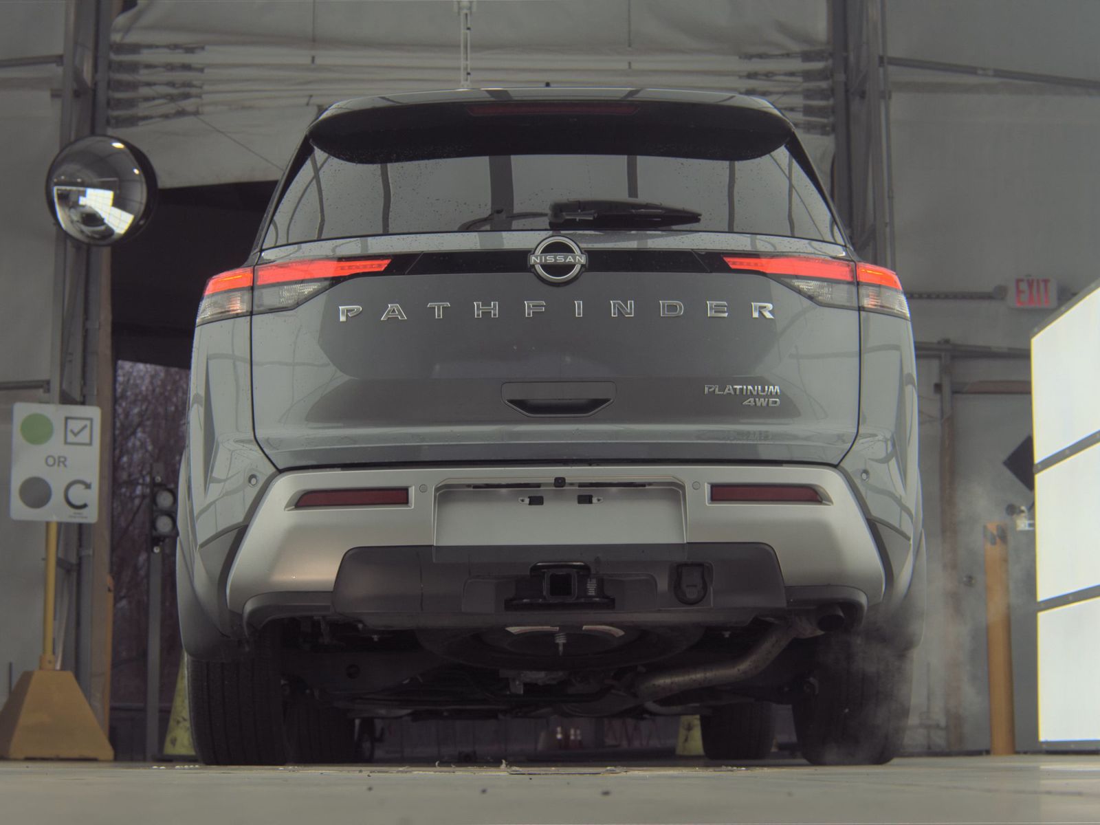 2023 Nissan Pathfinder Platinum AWD