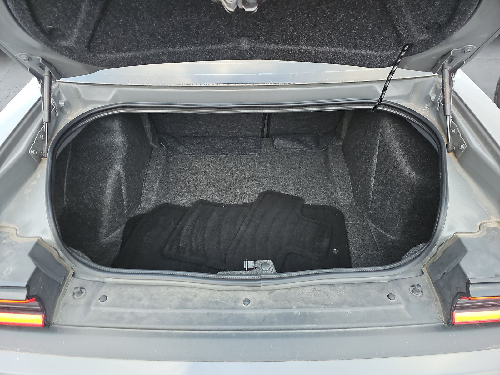 2023 Dodge Challenger R/T RWD