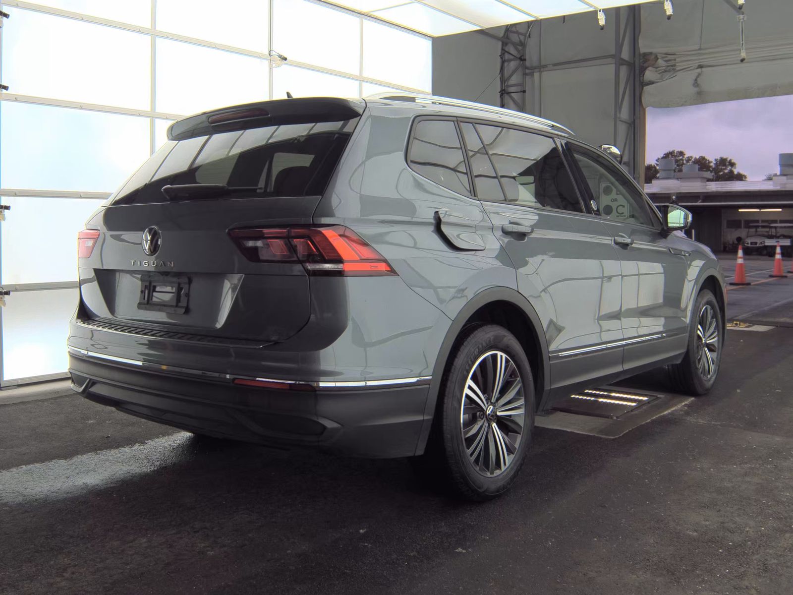 2024 Volkswagen Tiguan 2.0T Wolfsburg Edition FWD