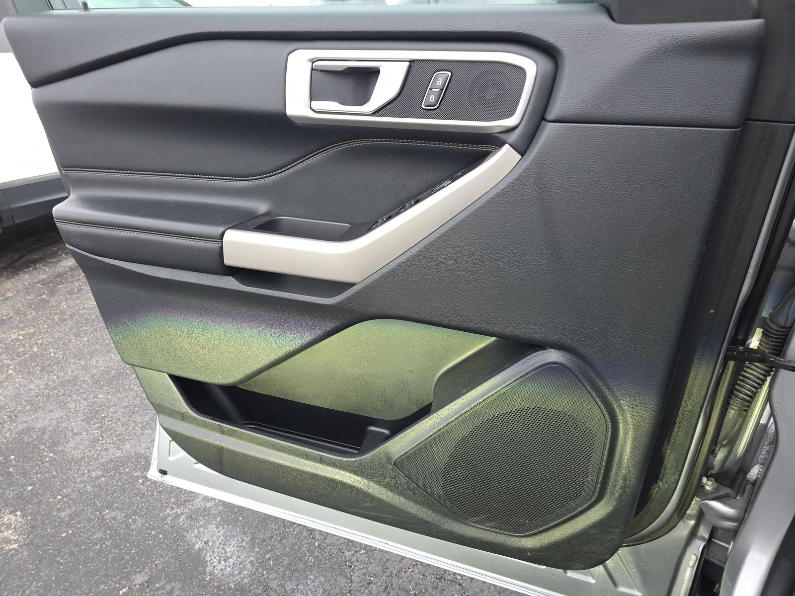 2023 Ford Explorer XLT AWD