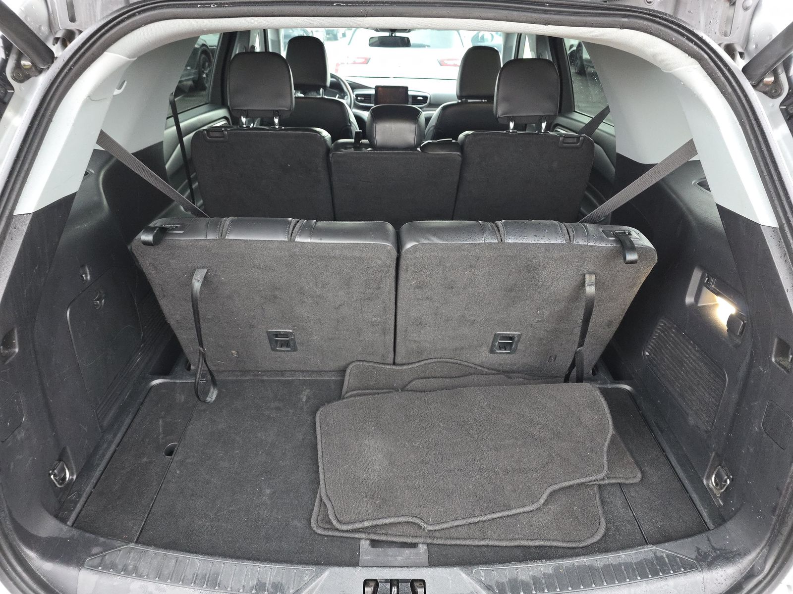 2023 Ford Explorer XLT AWD