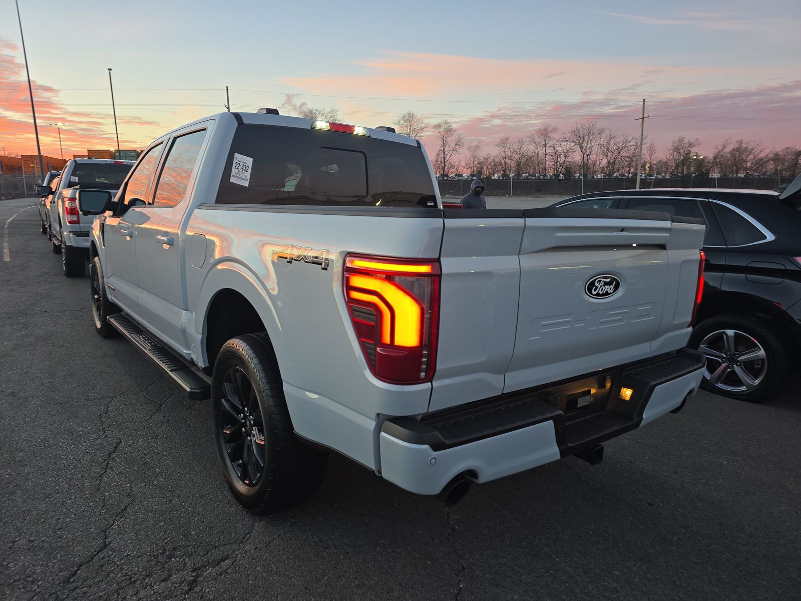 2025 Ford F-150 Hybrid Lariat AWD