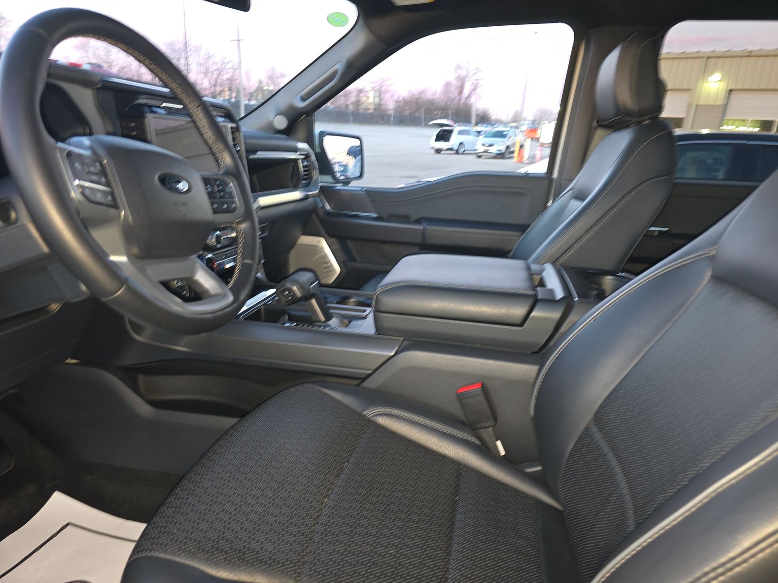 2025 Ford F-150 Hybrid Lariat AWD