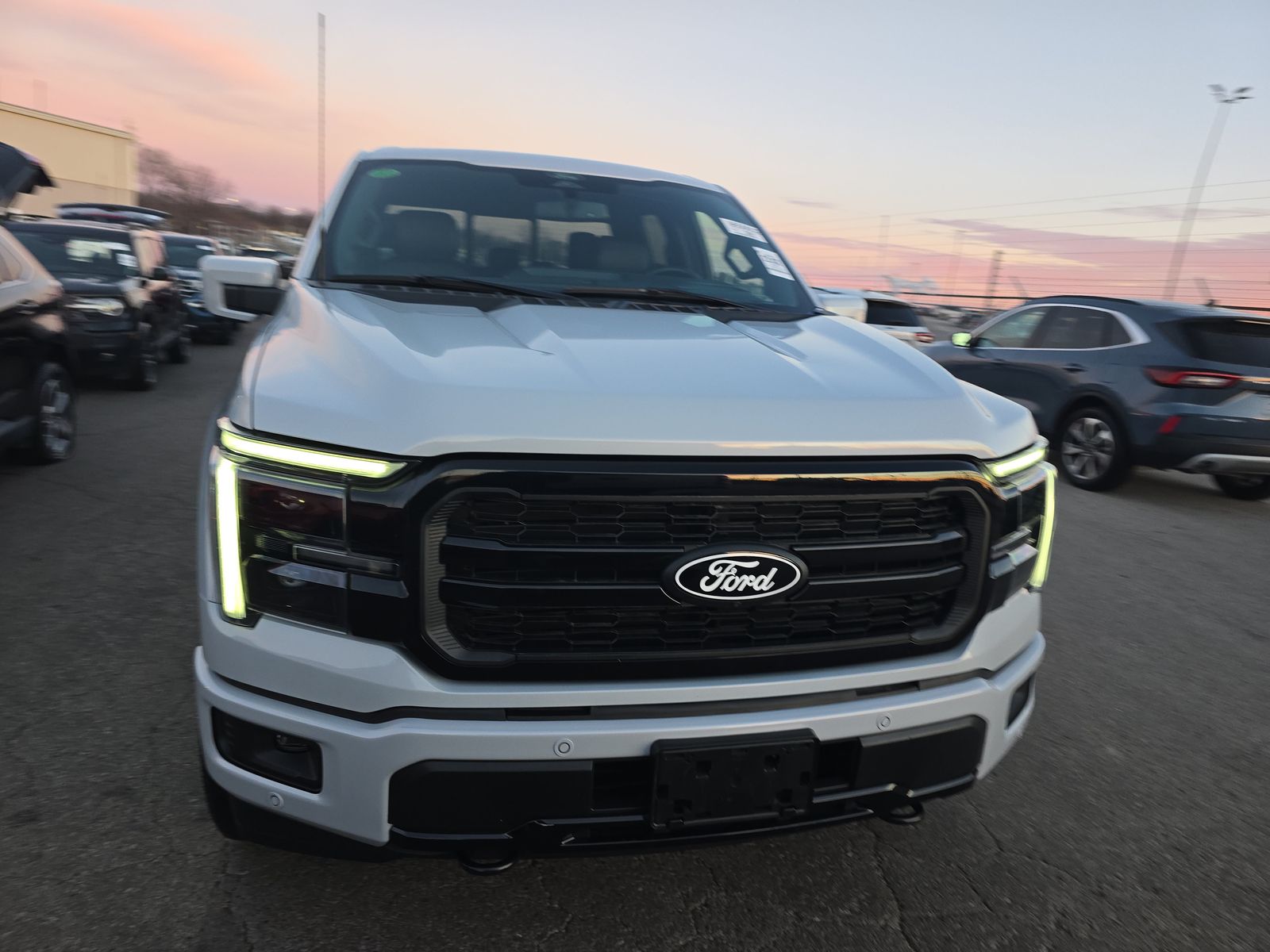 2025 Ford F-150 Hybrid Lariat AWD