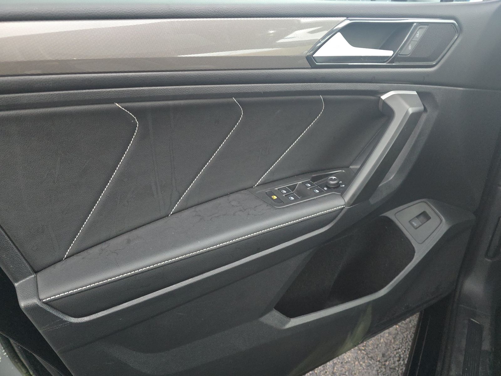 2024 Volkswagen Tiguan 2.0T SE FWD