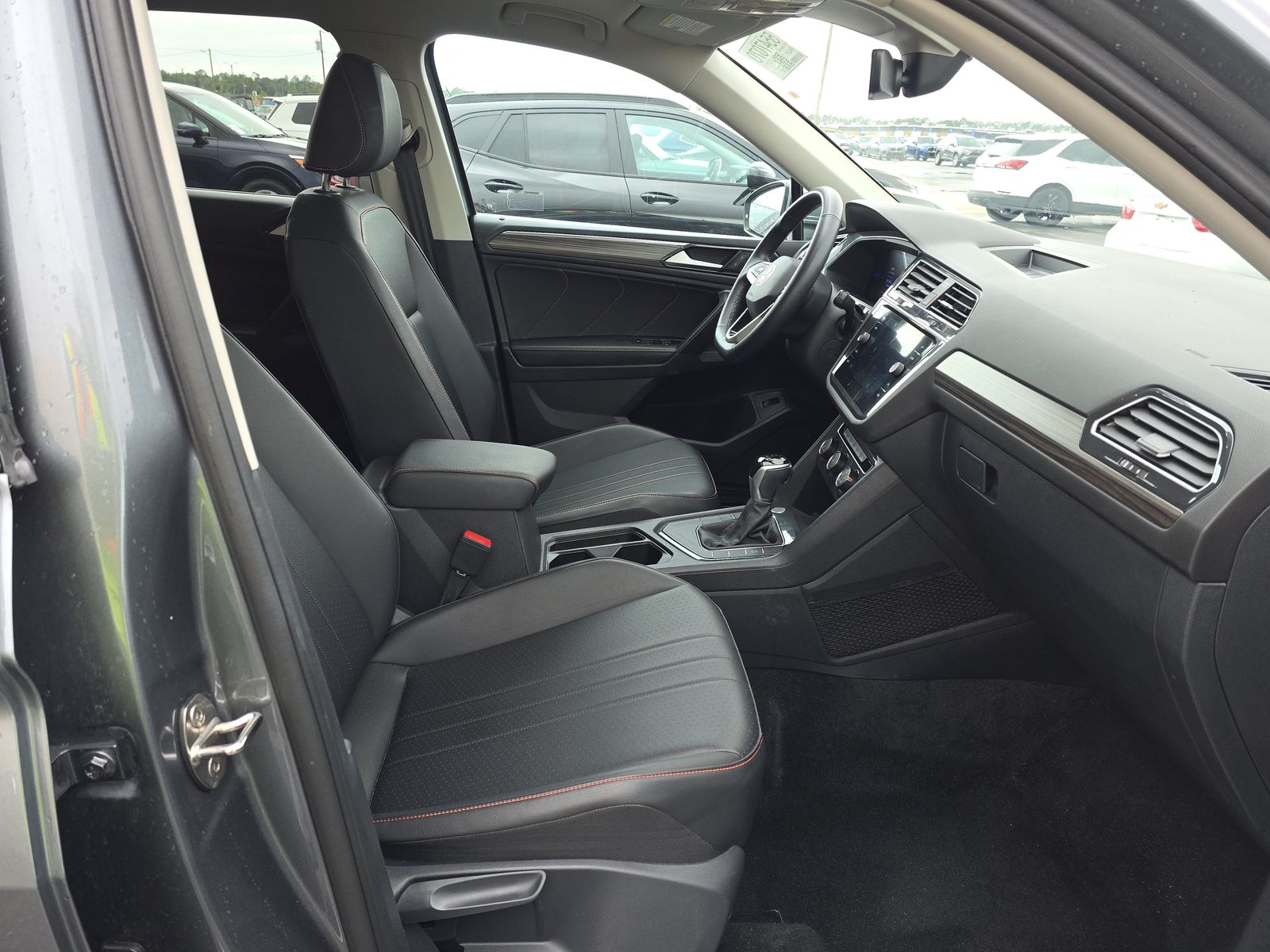 2024 Volkswagen Tiguan 2.0T Wolfsburg Edition FWD