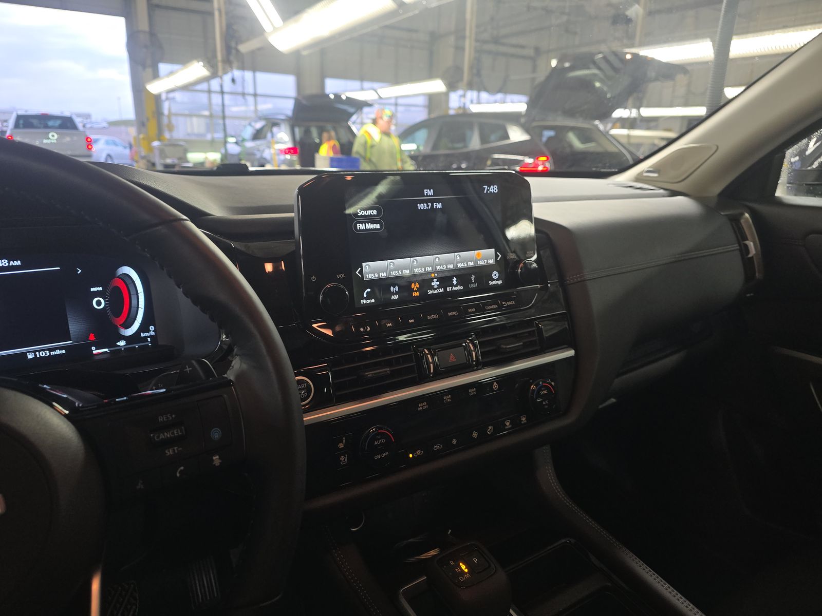 2024 Nissan Pathfinder Platinum AWD