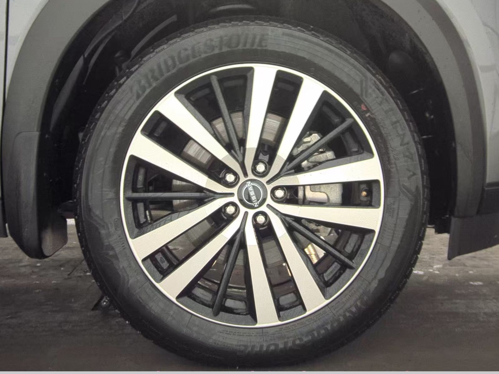 2024 Nissan Pathfinder Platinum AWD