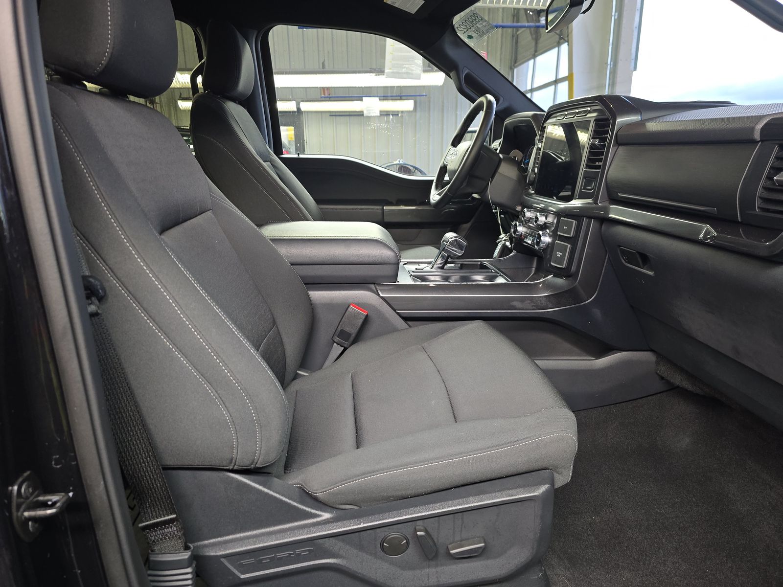 2023 Ford F-150 Hybrid XLT AWD