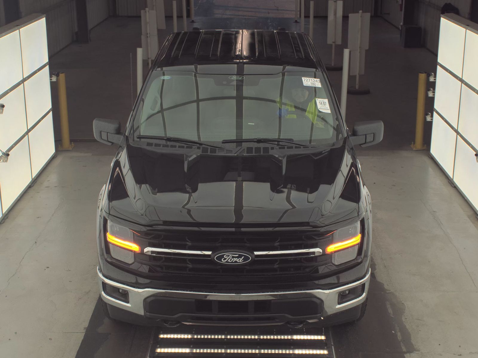 2025 Ford F-150 XLT AWD