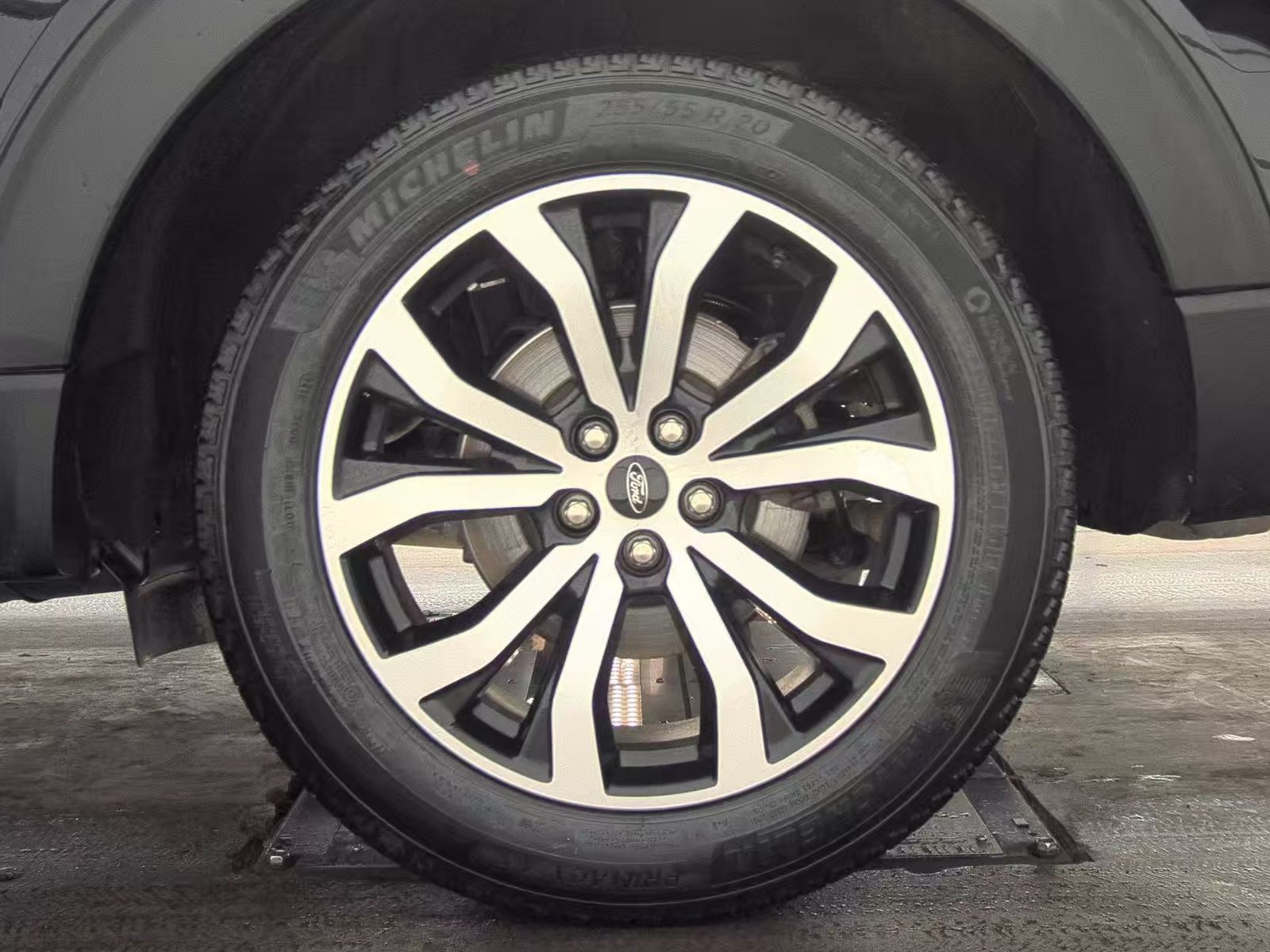 2025 Ford Explorer ST-Line AWD