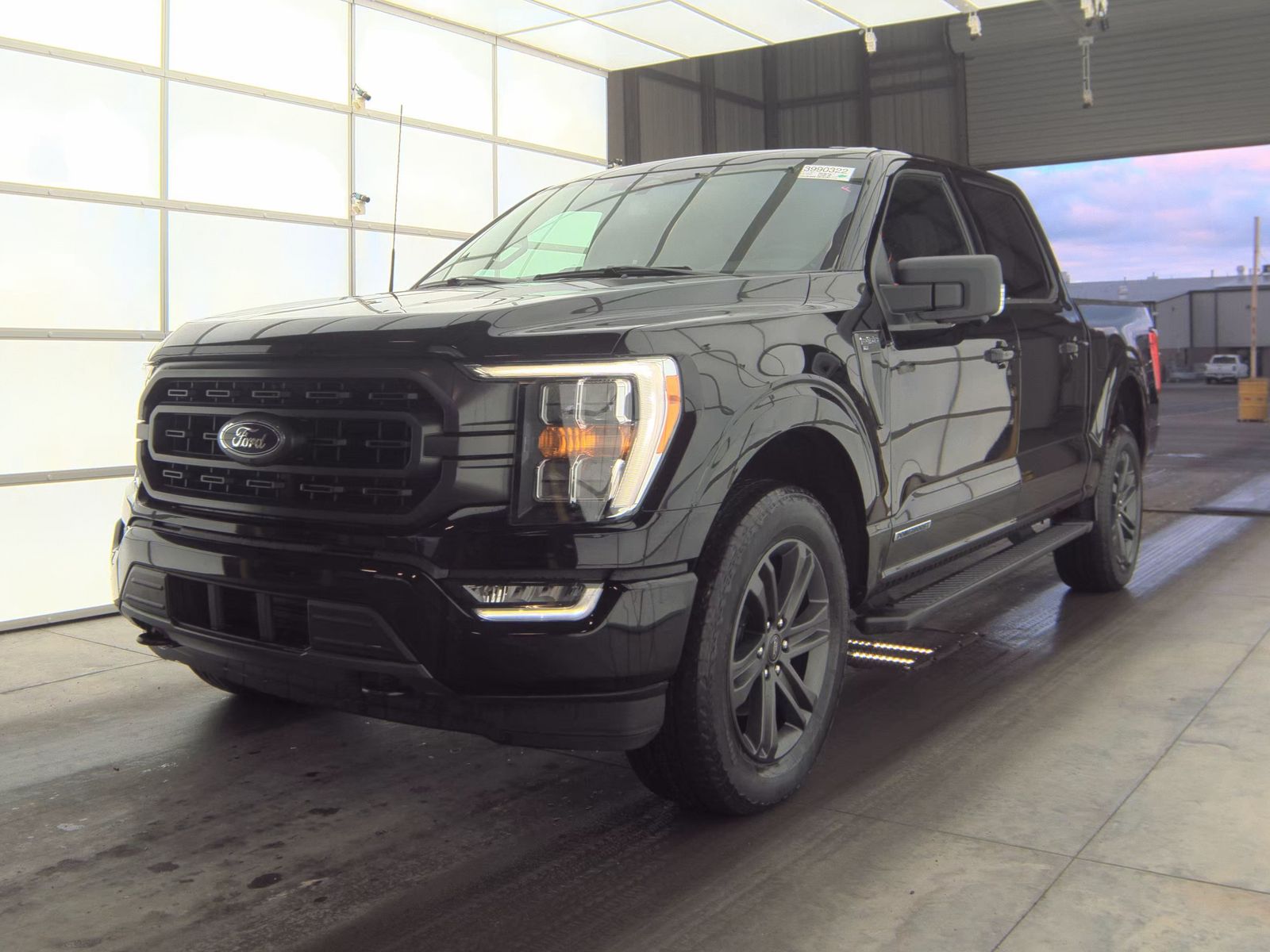 2023 Ford F-150 Hybrid XLT AWD