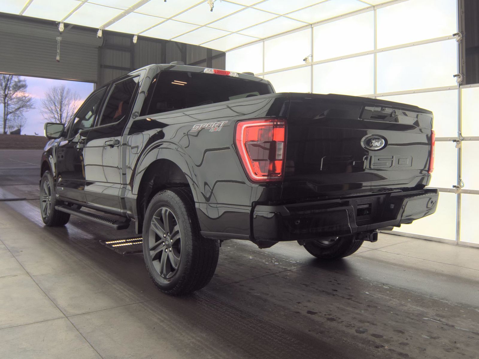 2023 Ford F-150 Hybrid XLT AWD