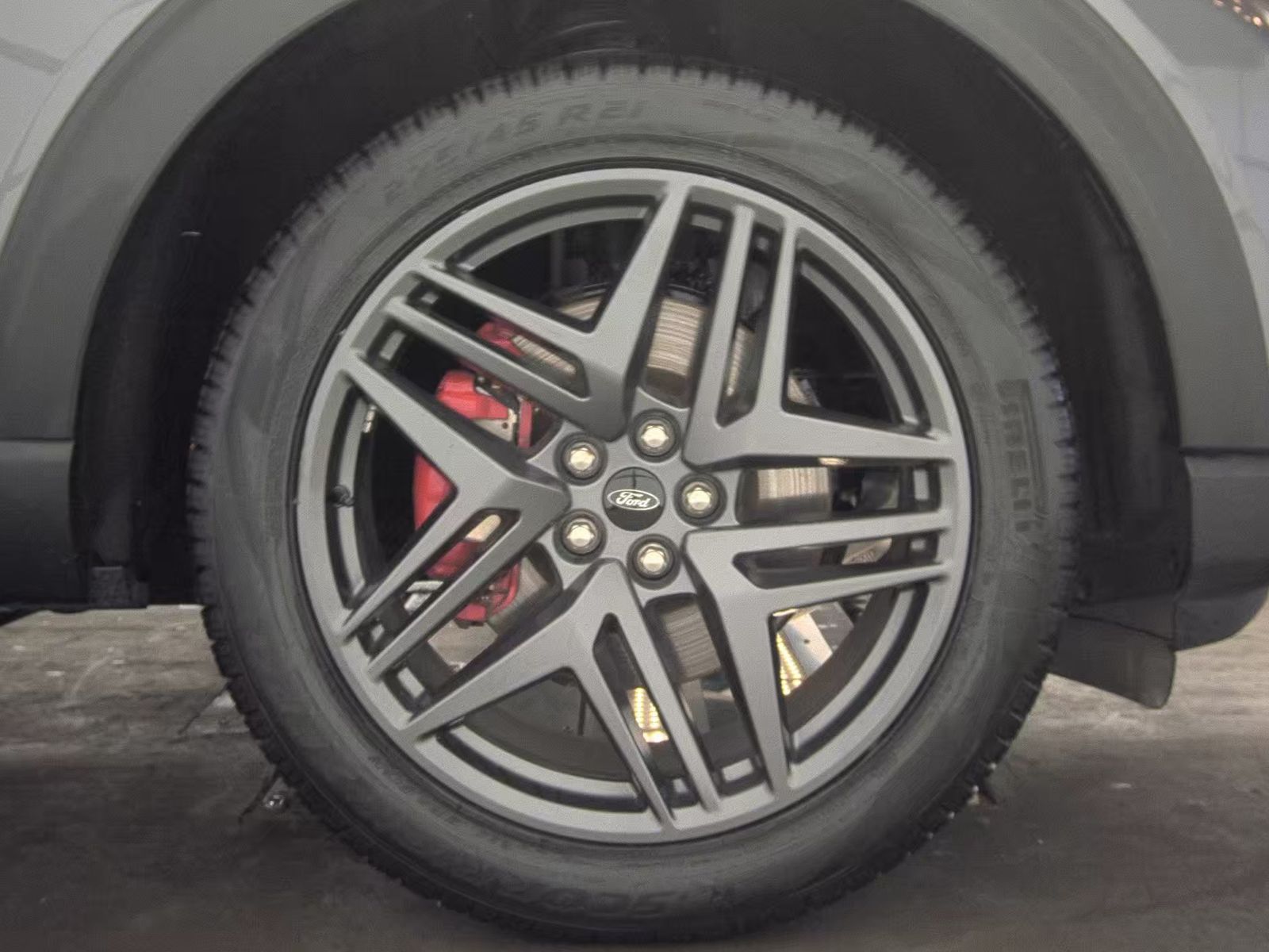 2025 Ford Explorer ST-Line AWD