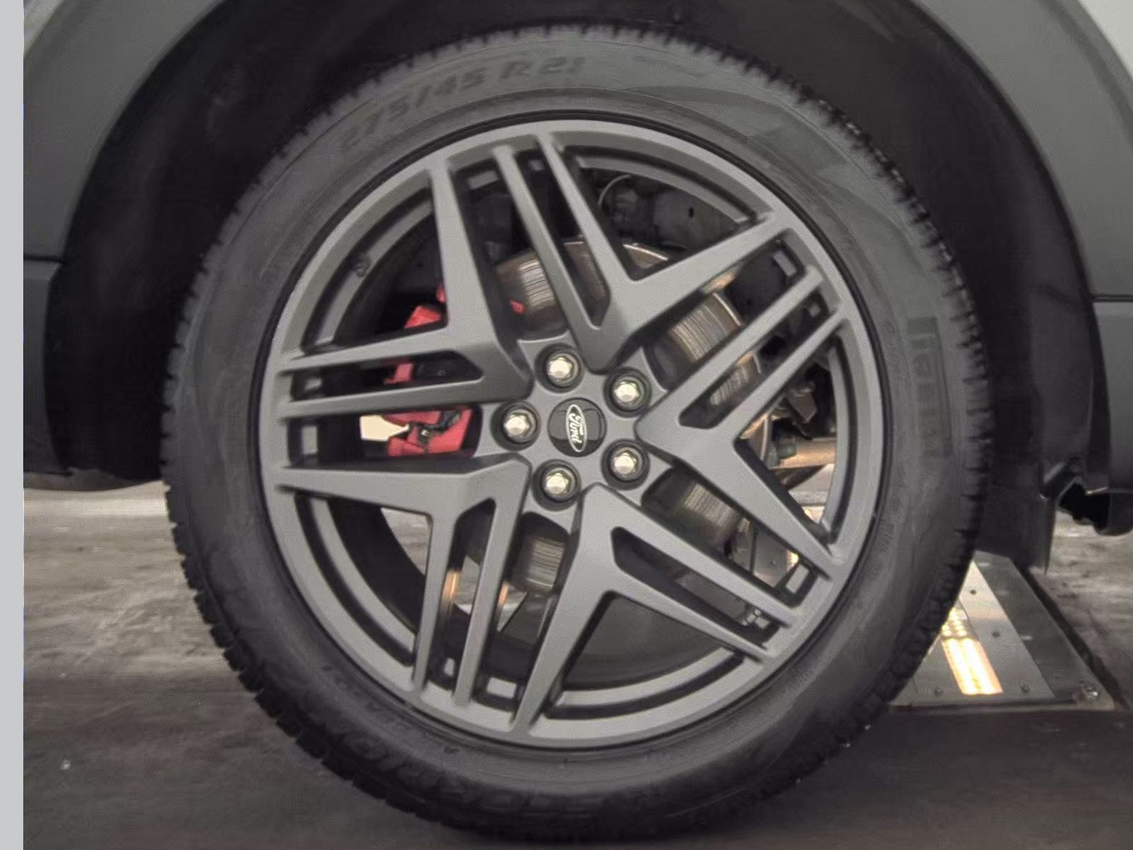 2025 Ford Explorer ST-Line AWD