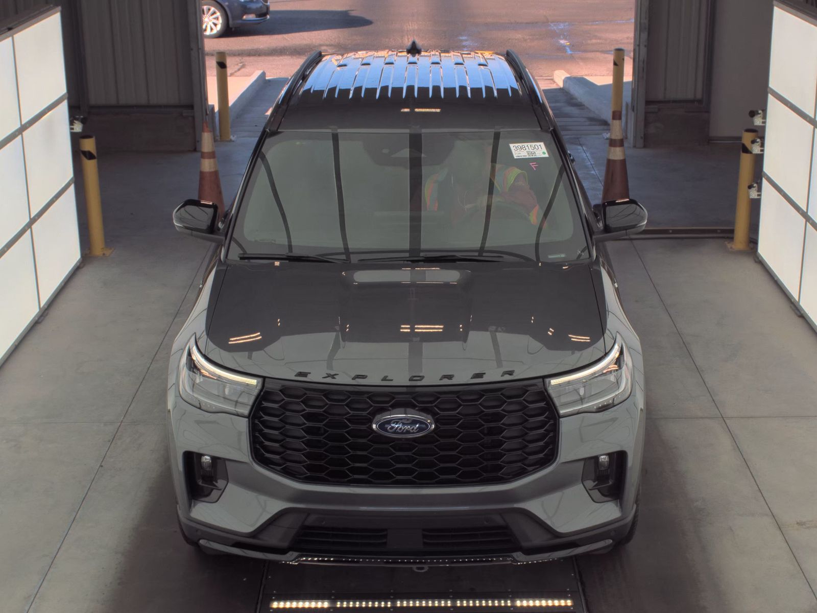 2025 Ford Explorer ST-Line AWD