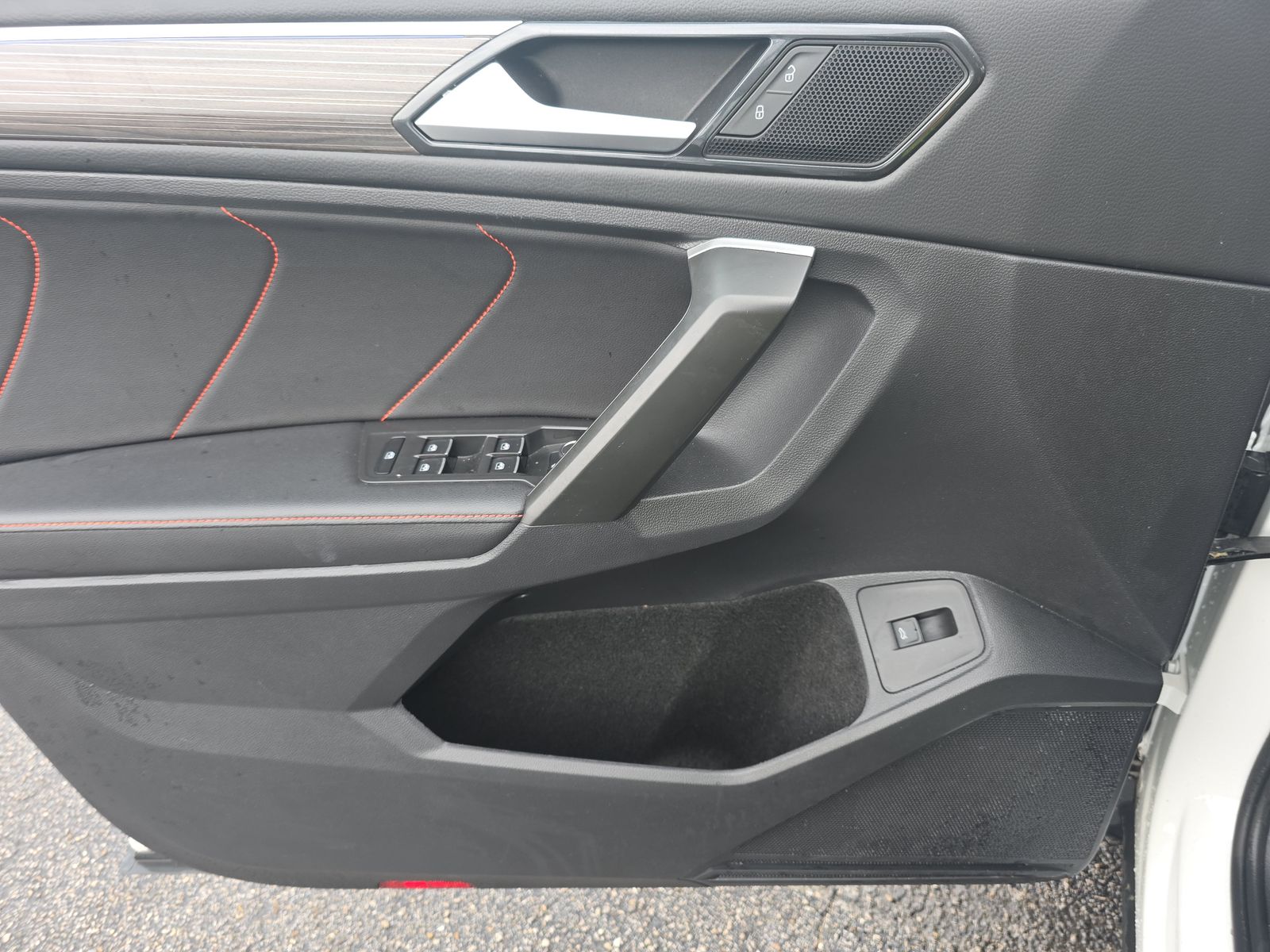 2024 Volkswagen Tiguan 2.0T Wolfsburg Edition FWD