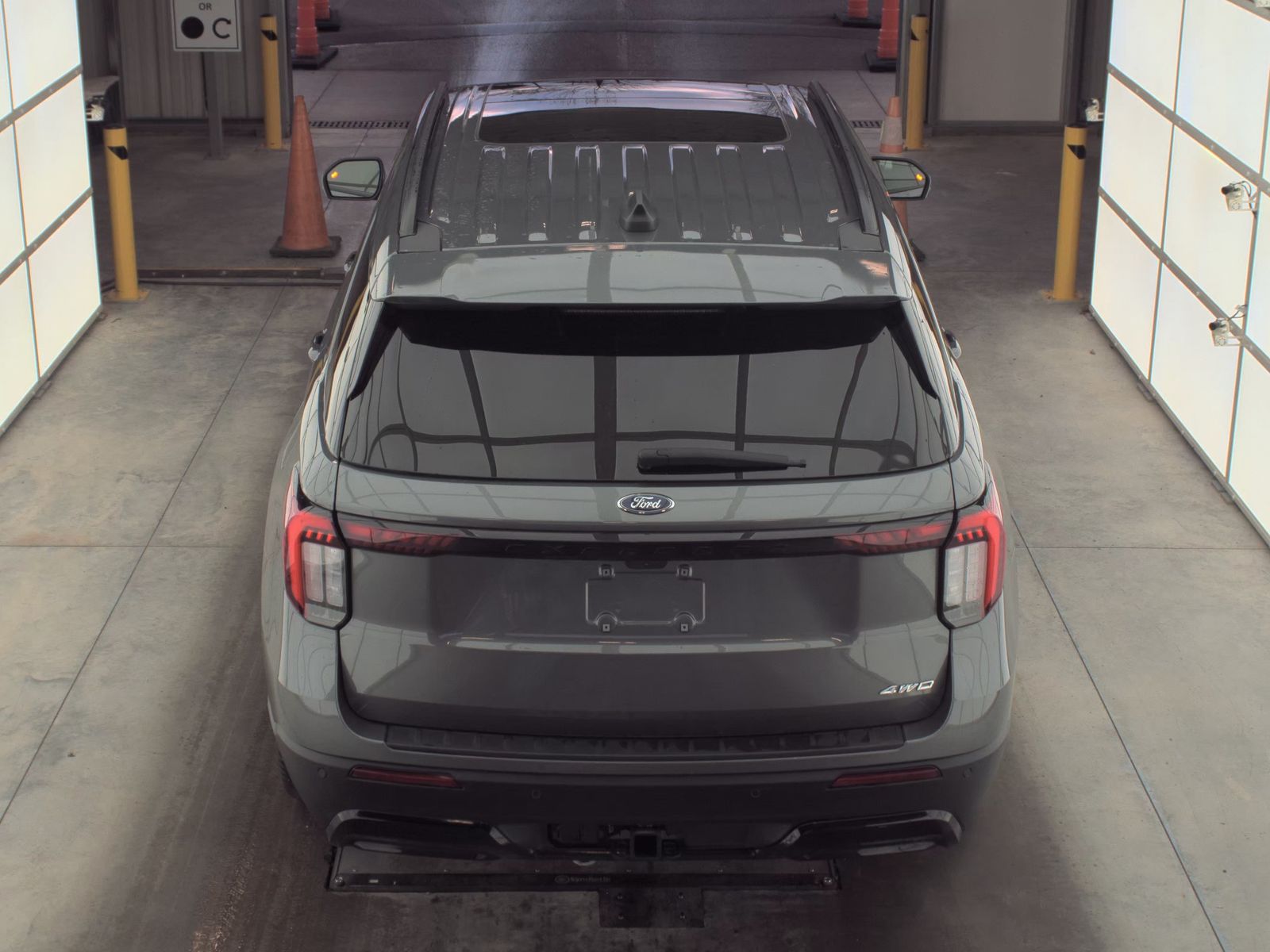 2025 Ford Explorer ST-Line AWD